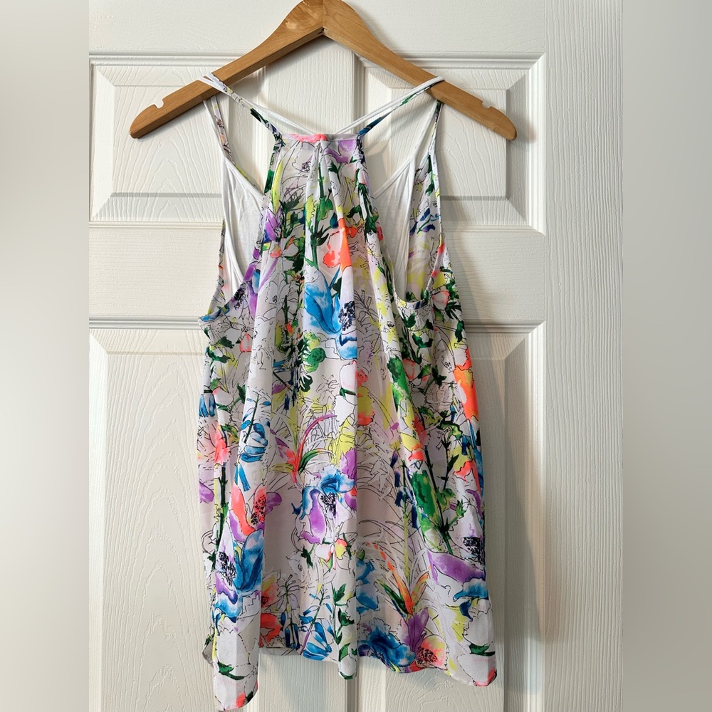 Dex floral tank top. - Picture 2 of 2